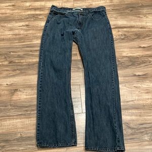 Wrangler jeans ~ 34x32 straight fit